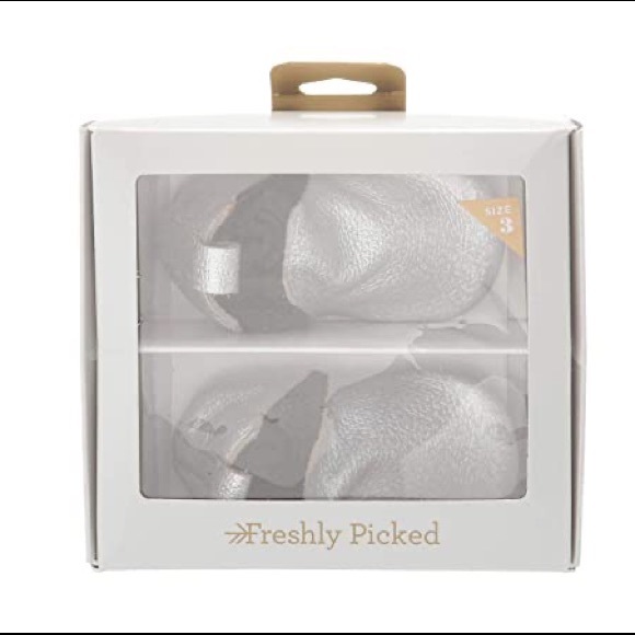 NIB! FRESHLY PICKED Mini Sole Silver Chelsea Boots - Picture 7 of 7